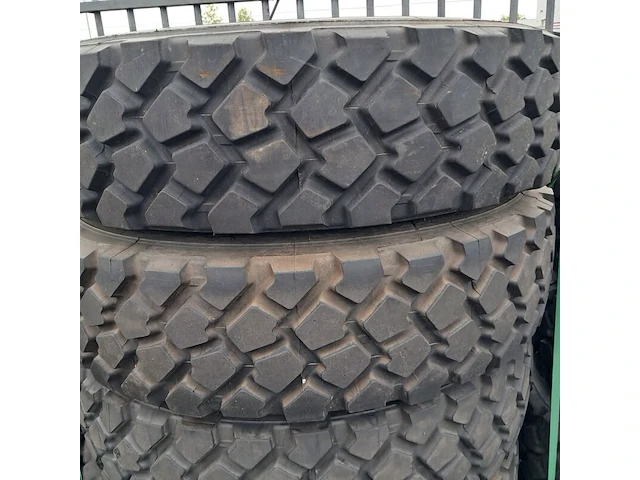 5x vrachtwagenband, michelin, xzl - afbeelding 5 van  6