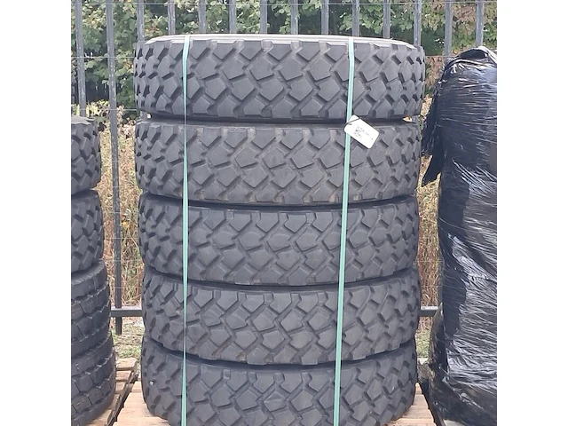 5x vrachtwagenband, michelin, xzl - afbeelding 1 van  6