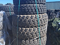 5x vrachtwagenband, michelin