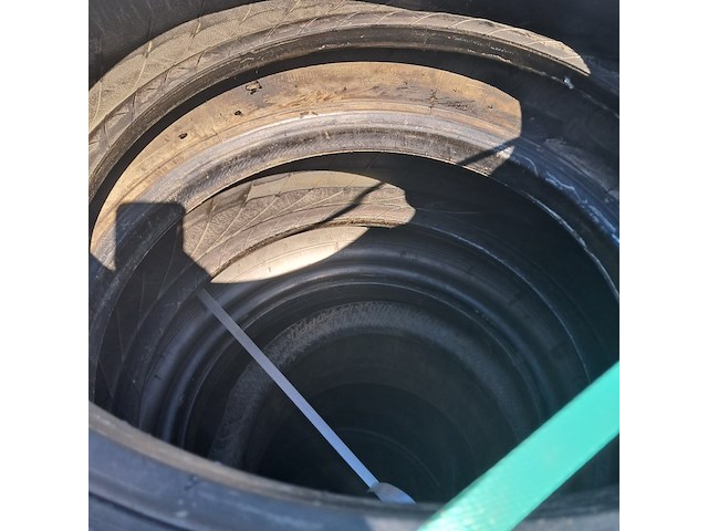 5x vrachtwagenband, michelin - afbeelding 2 van  8