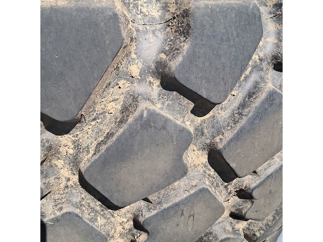 5x vrachtwagenband, michelin - afbeelding 8 van  8