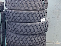 5x vrachtwagenband, o.a michelin, o.a xzl