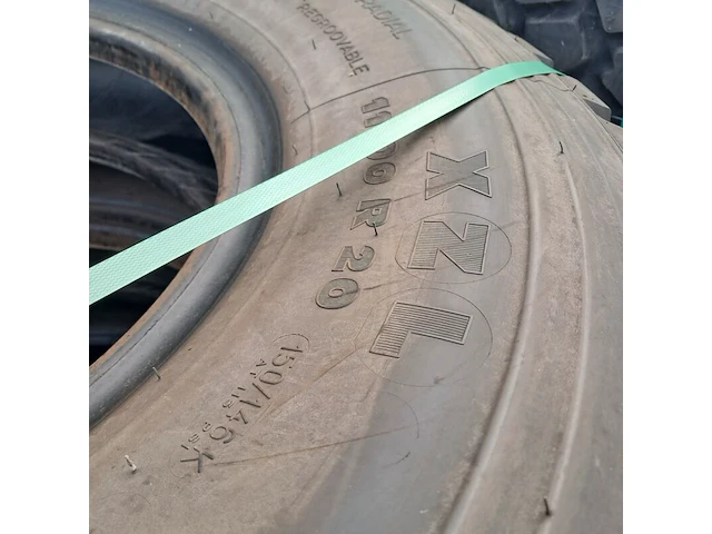 5x vrachtwagenband, o.a michelin, o.a xzl - afbeelding 3 van  6