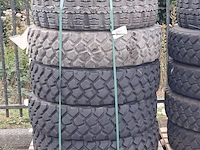 5x vrachtwagenband, o.a michelin