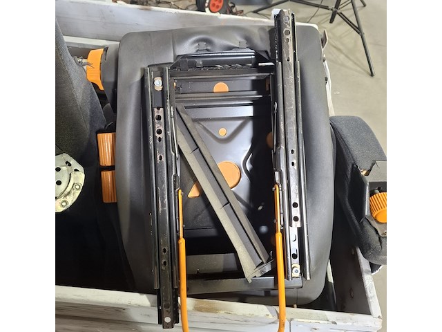 5x vrachtwagenstoel, isri - afbeelding 4 van  9