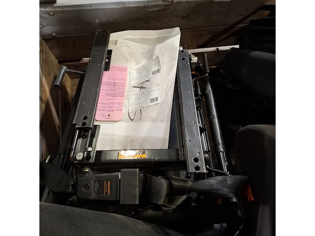 5x vrachtwagenstoel, isri - afbeelding 6 van  9