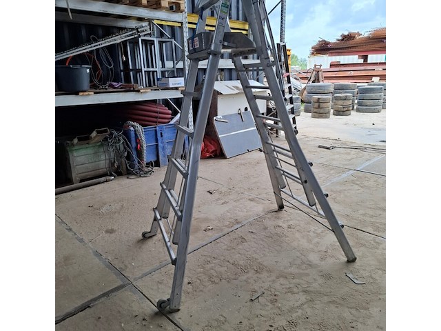 5x werktrap met bordes o.a. stradbally - afbeelding 7 van  11