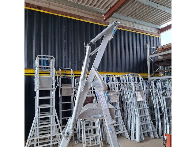 5x werktrap met bordes o.a. stradbally - afbeelding 9 van  11