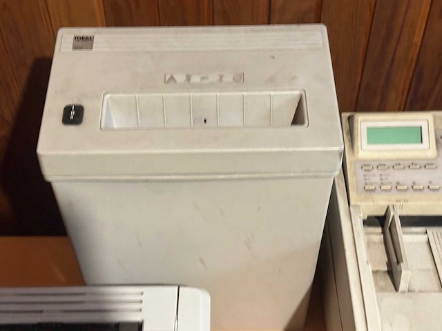 6-delige set vintage kantoorinventaris - afbeelding 5 van  7