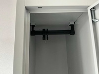 6 deuren lockerkast met 2 dossierkasten - afbeelding 20 van  20