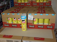 6 dozen pringles cheesy cheese. 114 bussen. - afbeelding 1 van  2