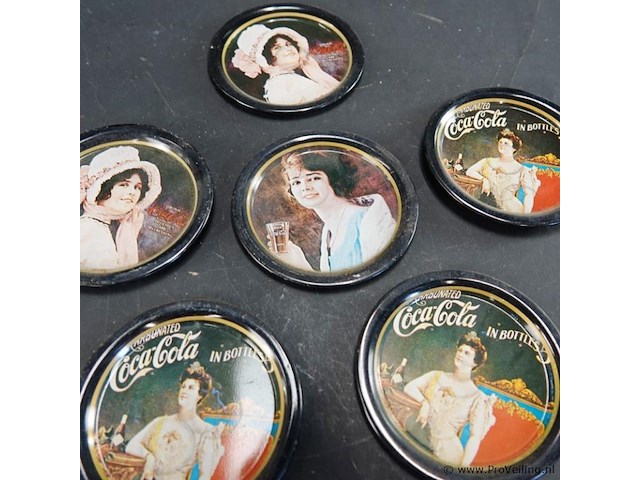 6 gelithografeerde coca-cola metalen onderzetters - afbeelding 3 van  5