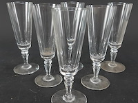 6 kristallen champagneflutes met facetgeslepen panelen