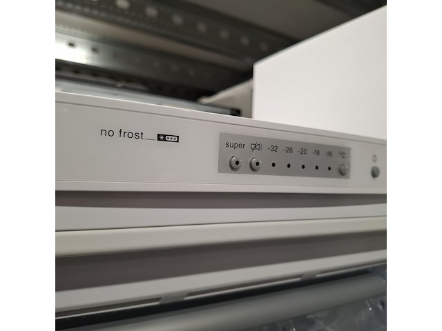 6 laden vriezer no frost, bosch, gsn81e00, grijs / chroom - afbeelding 6 van  12