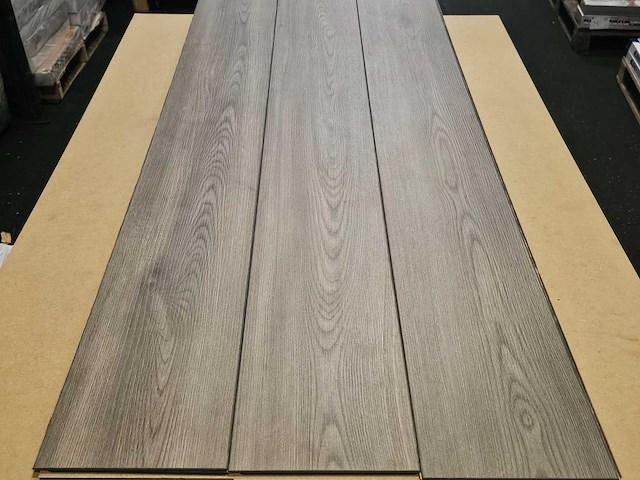 6 m2 laminaat plank - 1380 x 193 x 8 mm - afbeelding 3 van  3