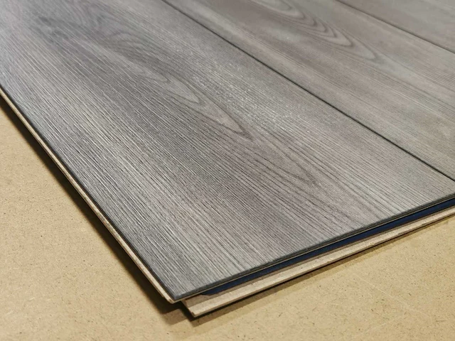 6 m2 laminaat plank - 1380 x 193 x 8 mm - afbeelding 2 van  3