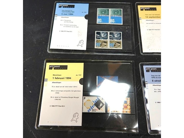 6 officiële ptt post postzegelmapjes uit 1993 en 1994 met postfrisse postzegels - afbeelding 2 van  5