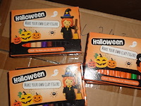 6 pakjes met halloweenklei, - afbeelding 2 van  3