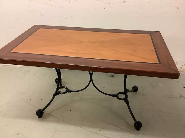 6 personen tafel - restaurant tables - afbeelding 1 van  3
