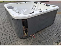 6 persoons jacuzzi en buitenspa - afbeelding 6 van  18