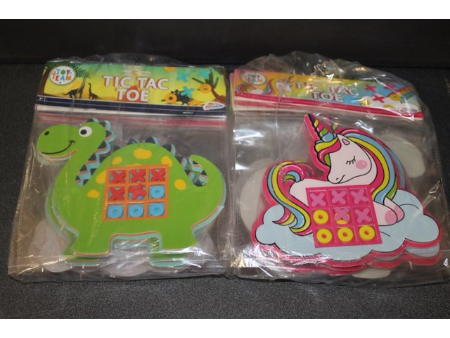 6 stuks kruisje rondje 3x unicorn 3x dino in kr 15 - afbeelding 1 van  3