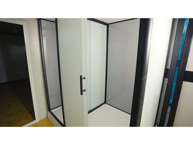6 stuks rhino-houses 1160x250x239 cm 29 m2 mobiele woonunit / tiny house (6x) - afbeelding 10 van  42