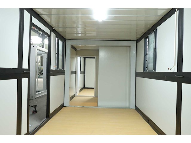 6 stuks rhino-houses 1160x250x239 cm 29 m2 mobiele woonunit / tiny house (6x) - afbeelding 28 van  42