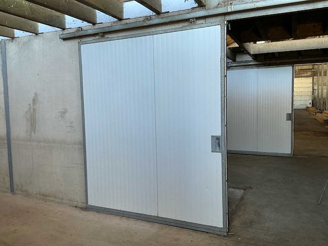 6 stuks schuifdeuren 2100x2500mm. - afbeelding 1 van  12