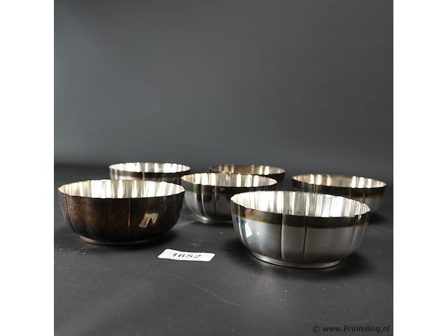 6 wmf verzilverde nestbare schalen - afbeelding 2 van  5