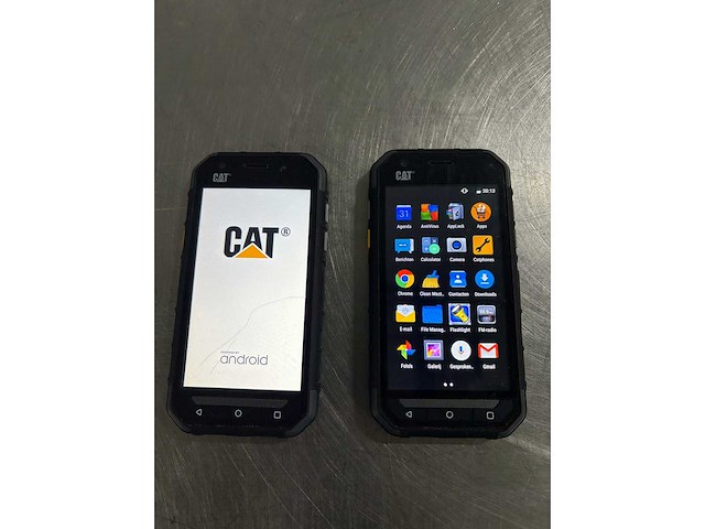 6 x communicatie handheld, 2 x cat c30, 2 x ipad aplle model a1670, 1 x apple iphone, 1 x hp laptop - afbeelding 7 van  8