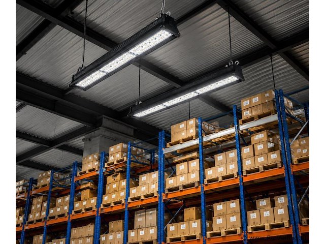 6 x led industriële hanglamp 150w – 6400k koud wit - zwart – ip20 – pyramid-150 - afbeelding 1 van  5