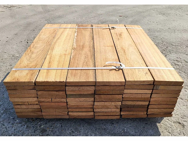 60 x guyana teak planken 25 x 140mm , lengte 75 cm - afbeelding 2 van  3