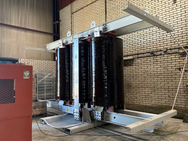 6000 kva abb transformator 23.000 / 690 volt - afbeelding 1 van  25