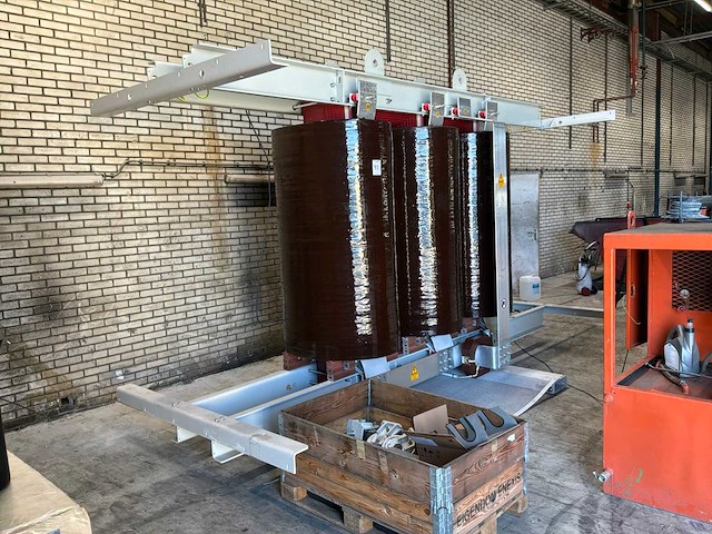 6000 kva abb transformator 23.000 / 690 volt - afbeelding 12 van  25