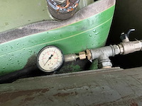 600l dieseltank met spuit op lucht - afbeelding 6 van  25