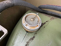 600l dieseltank met spuit op lucht - afbeelding 9 van  25