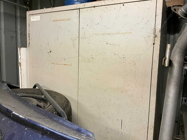 60m2 voorraad - uitlaatsystemen, carroseriedelen, remkabels, stellingen, remonderdelen en toebehoren - afbeelding 22 van  29