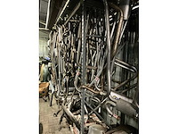 60m2 voorraad - uitlaatsystemen, carroseriedelen, remkabels, stellingen, remonderdelen en toebehoren - afbeelding 24 van  29