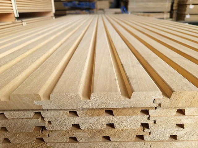60x abachi triple rhombus 21 x 140mm , lengte 238cm - afbeelding 1 van  6