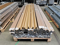 60x composiet hoekprofiel eiken/licht bruin voor gevelbekleding - 280 cm lang - afbeelding 3 van  3