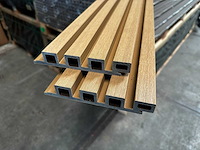 60x rhombus eiken gevelbekleding composiet incl. montagebeugels - 290 cm lang - afbeelding 1 van  5
