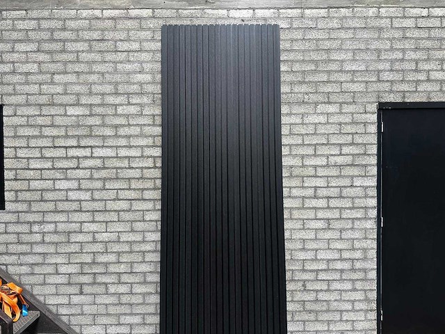 60x rhombus gevelbekleding composiet zwart - 290 cm lang - 35 m2 - afbeelding 1 van  5