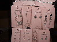 60x trendz fashion accessoires op display (084) - afbeelding 3 van  3