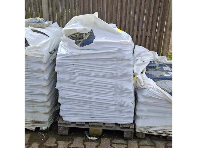 60x zak basalt split a 20 kg gardenlux, zwart - afbeelding 5 van  5