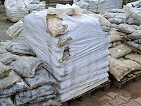 60x zak taunus kwarts a 20 kg gardenlux, geel/wit - afbeelding 4 van  5