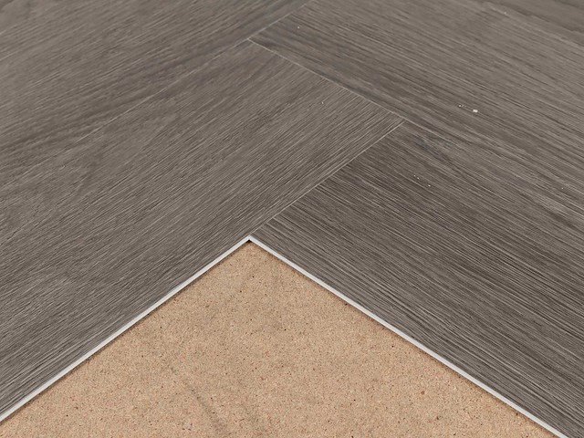 61 m2 pvc spc click visgraat - 750 x 150 x 5 mm - afbeelding 1 van  3