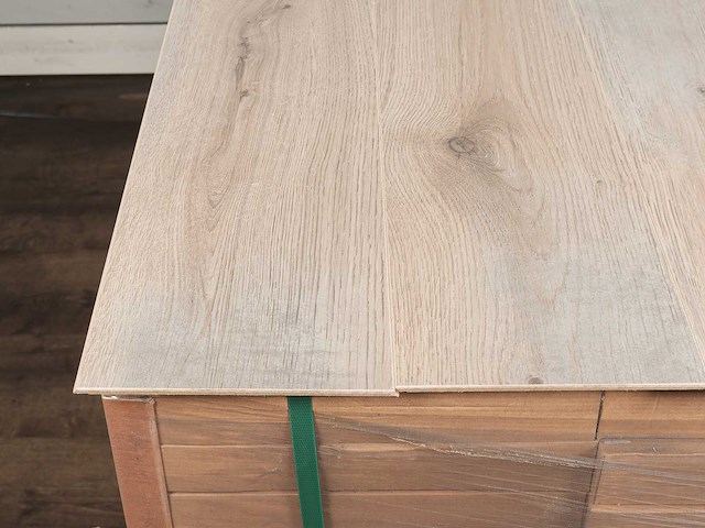 62 m2 laminaat plank - 1383 x 193 x 8 mm - afbeelding 2 van  4