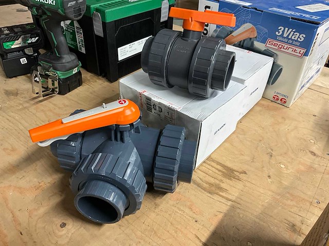 Ø 63 mm pvc kogelafsluiter - afbeelding 1 van  5