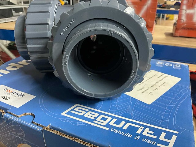 Ø 63 mm pvc kogelafsluiter - afbeelding 4 van  5