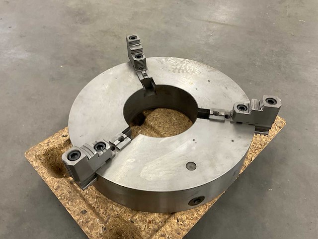 630 mm 3-klauwplaat - afbeelding 2 van  3